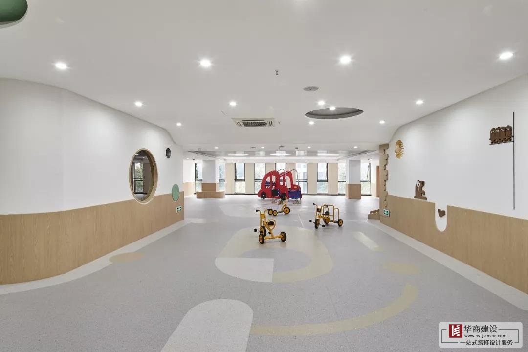 看完這些走心的幼兒園設(shè)計，感覺自己過了一個假的童年！