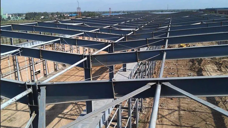 華商建設(shè)，專業(yè)的鋼結(jié)構(gòu)廠房建設(shè)公司